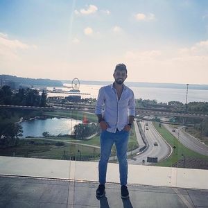 Meet your Posher, Burcin